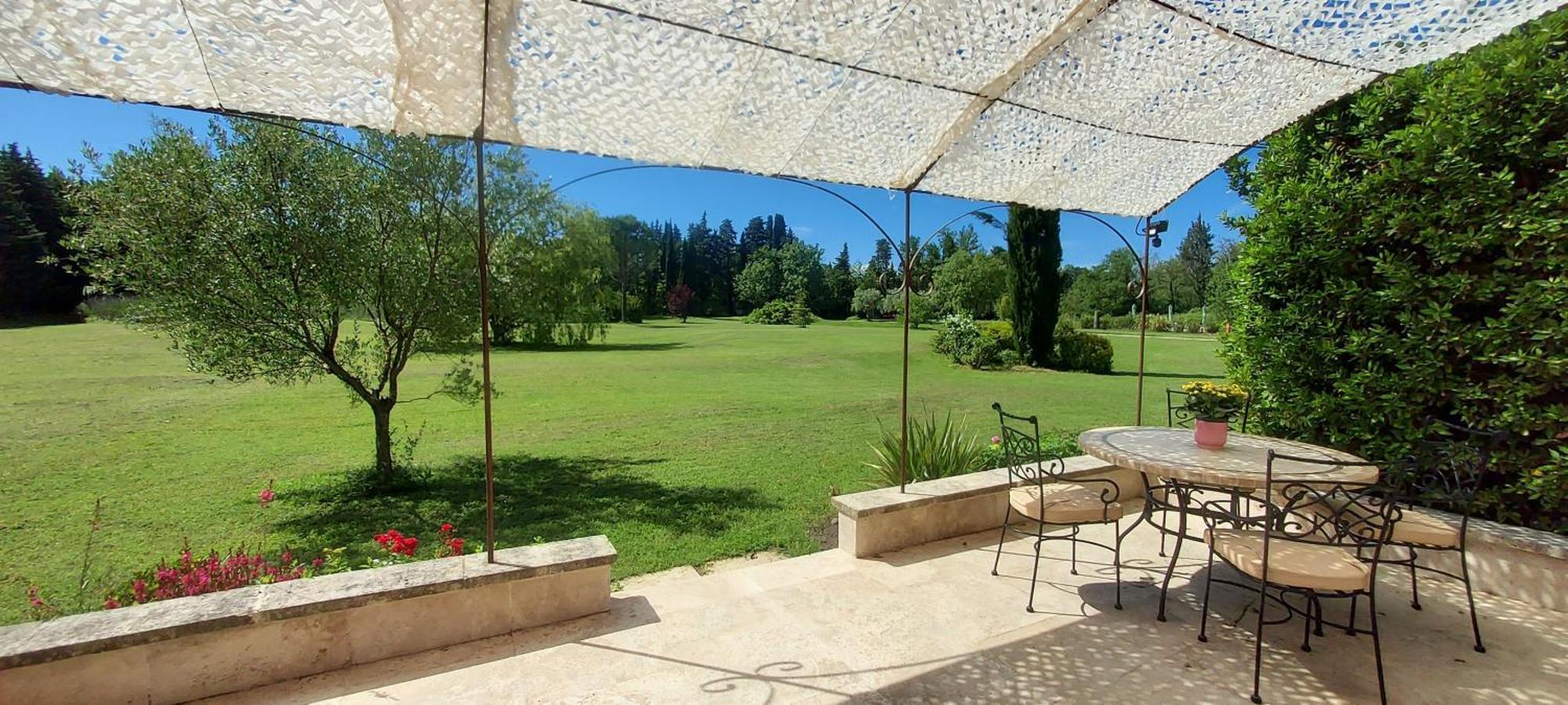 Caumont-sur-Durance La Bastide Des Amouriers מראה חיצוני תמונה